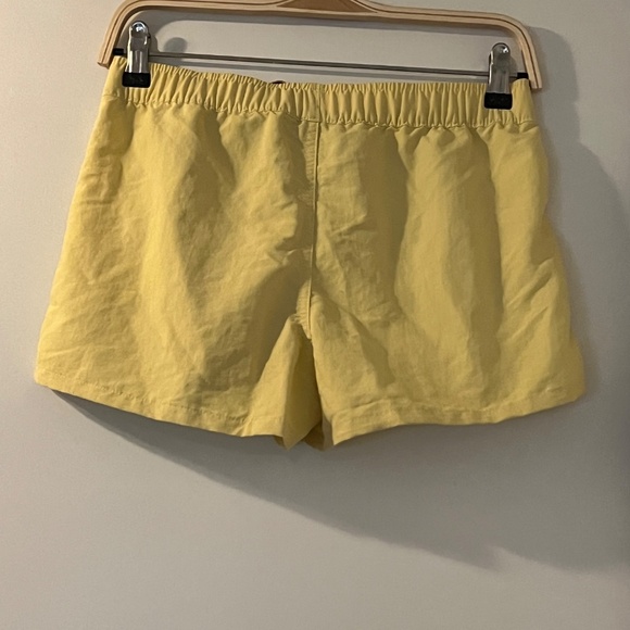 Patagonia Yellow Women's Shorts - Picture 2 of 4
